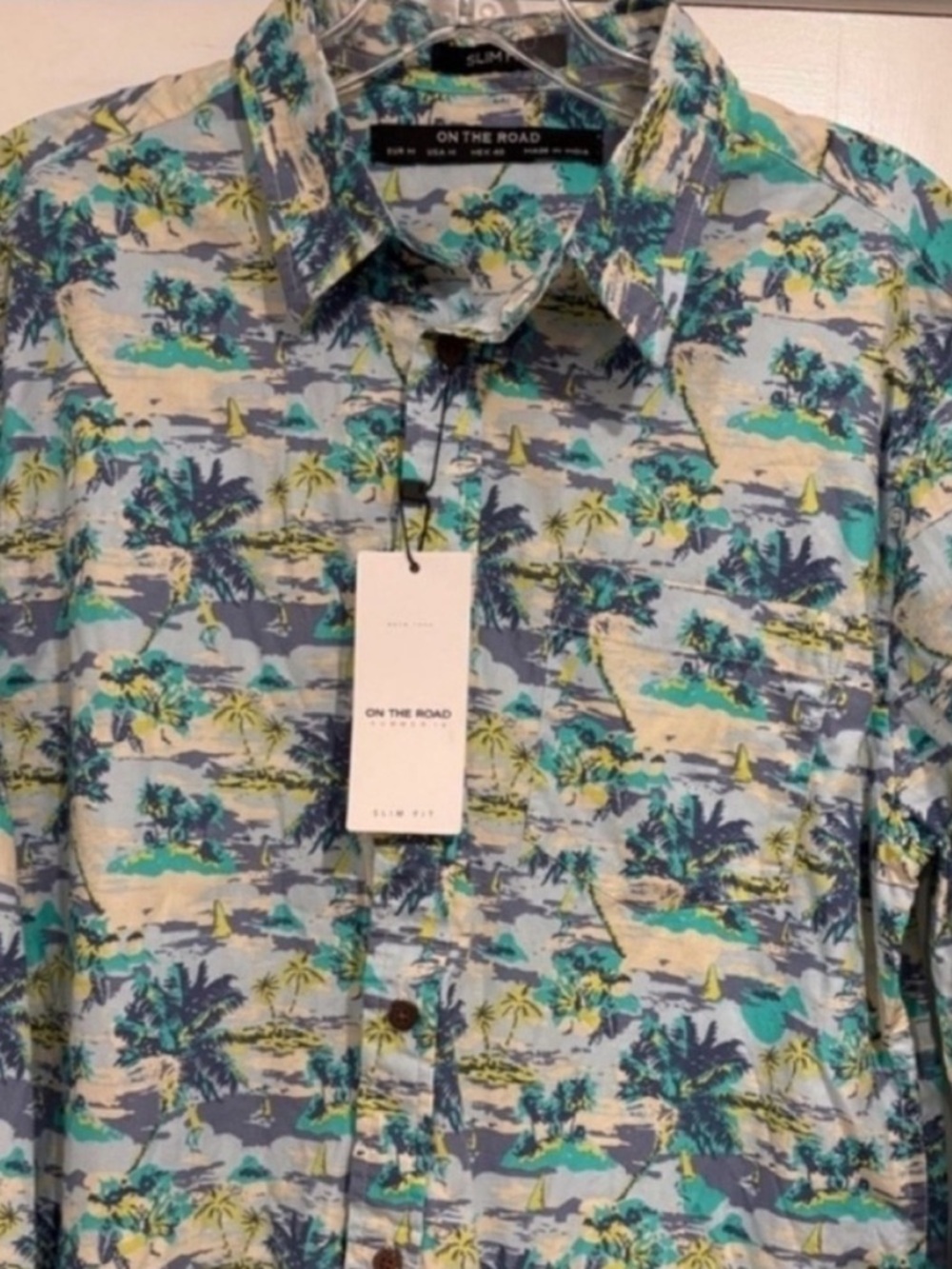 On The Road NEW Tropical Coastal Print Men M Button Front Shirt Blue Green Cream